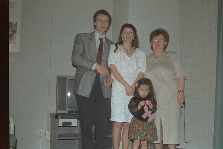 Ikzelf, mijn ex-vrouw, ex-schoonmoeder en ons Gina.